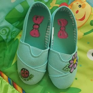 Size 9 handpainted ladybug shoes